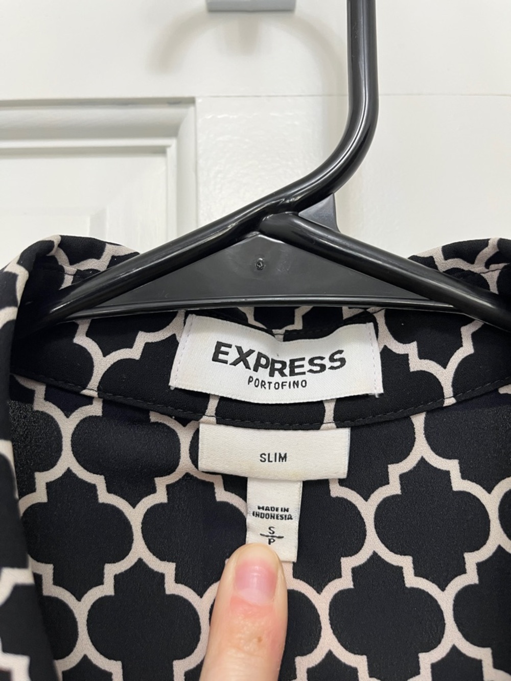 Express Portofino Slim Fit Black & White Trellis Button Up Shirt - Size Small - Picture 9 of 10